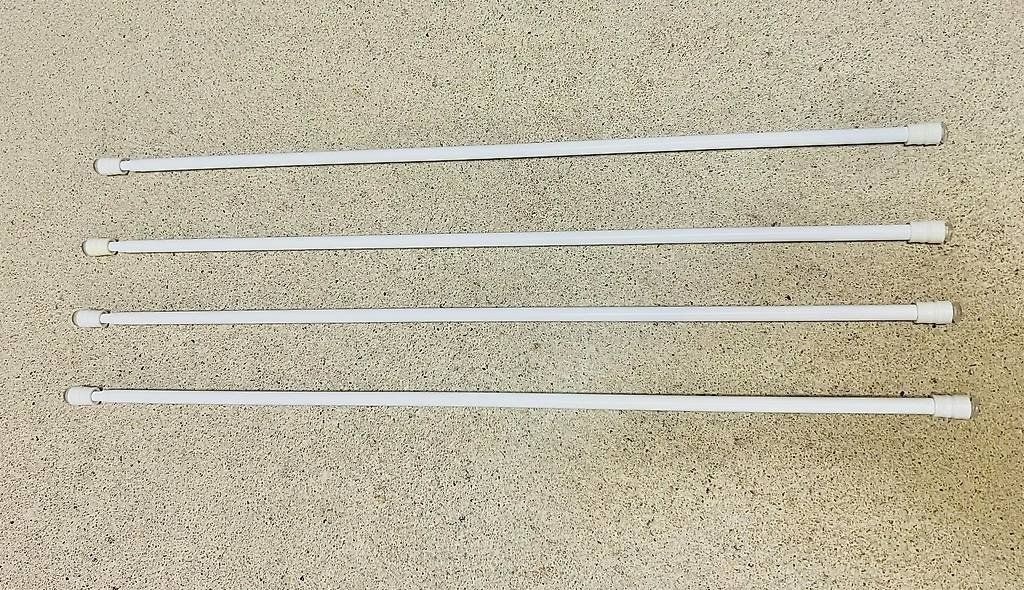 Altri accessori: Asta per tende a vetro – Usato da Comano venduto da nadiamvr