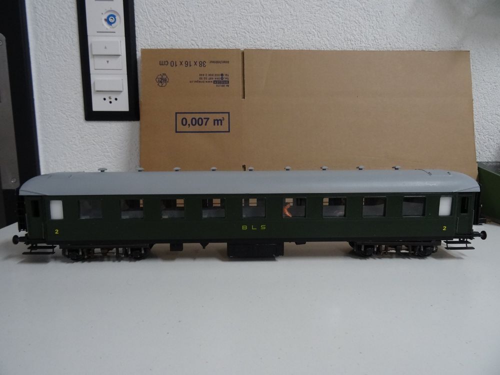 Voiture De Train Miniature LIMA échelle 0 - Voiture SNCF A9 1ère Classe à Compartiments - Occasion Rivarossi