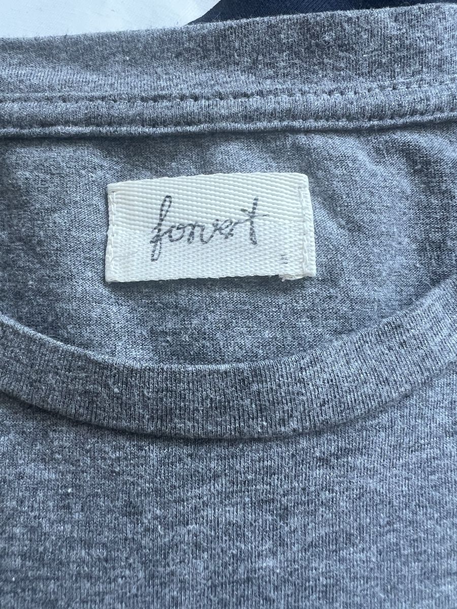 T-shirt: forvert tshirt – Nuovo (secondo la descrizione) da Bern venduto da lea_wf9x 2