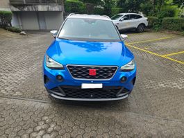 Seat Arona FR blau guter Zustand