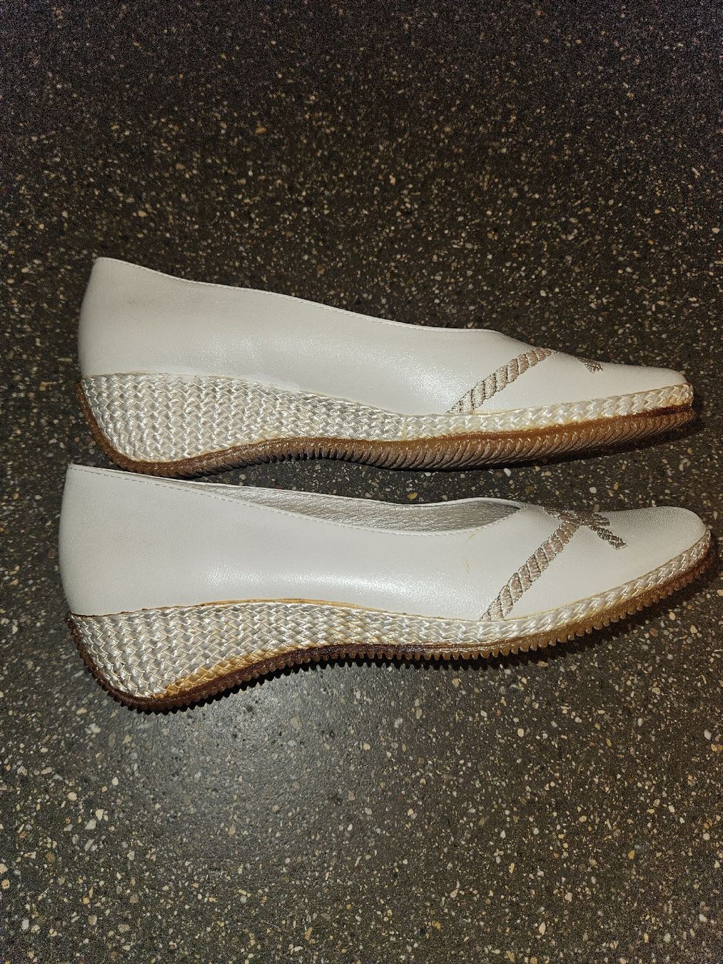 Scarpe da donna: Spiffy Damenschuhe Grösse 37 weiss Leder  – Nuovo (secondo la descrizione) da Anwil venduto da tamoos 6