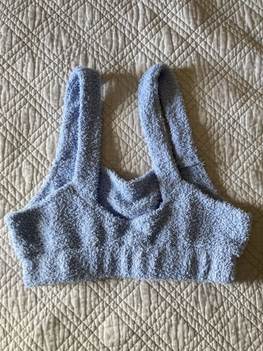 Top: Brassière bleue matière éponge – Usato da Lausanne venduto da shabnam.t 1