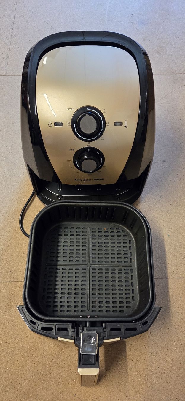 Betty Bossi Elettrodomestici da cucina: Heissluftfriteuse 'Betty Bossi' – Usato da Oetwil am See venduto da Aeschbi 2