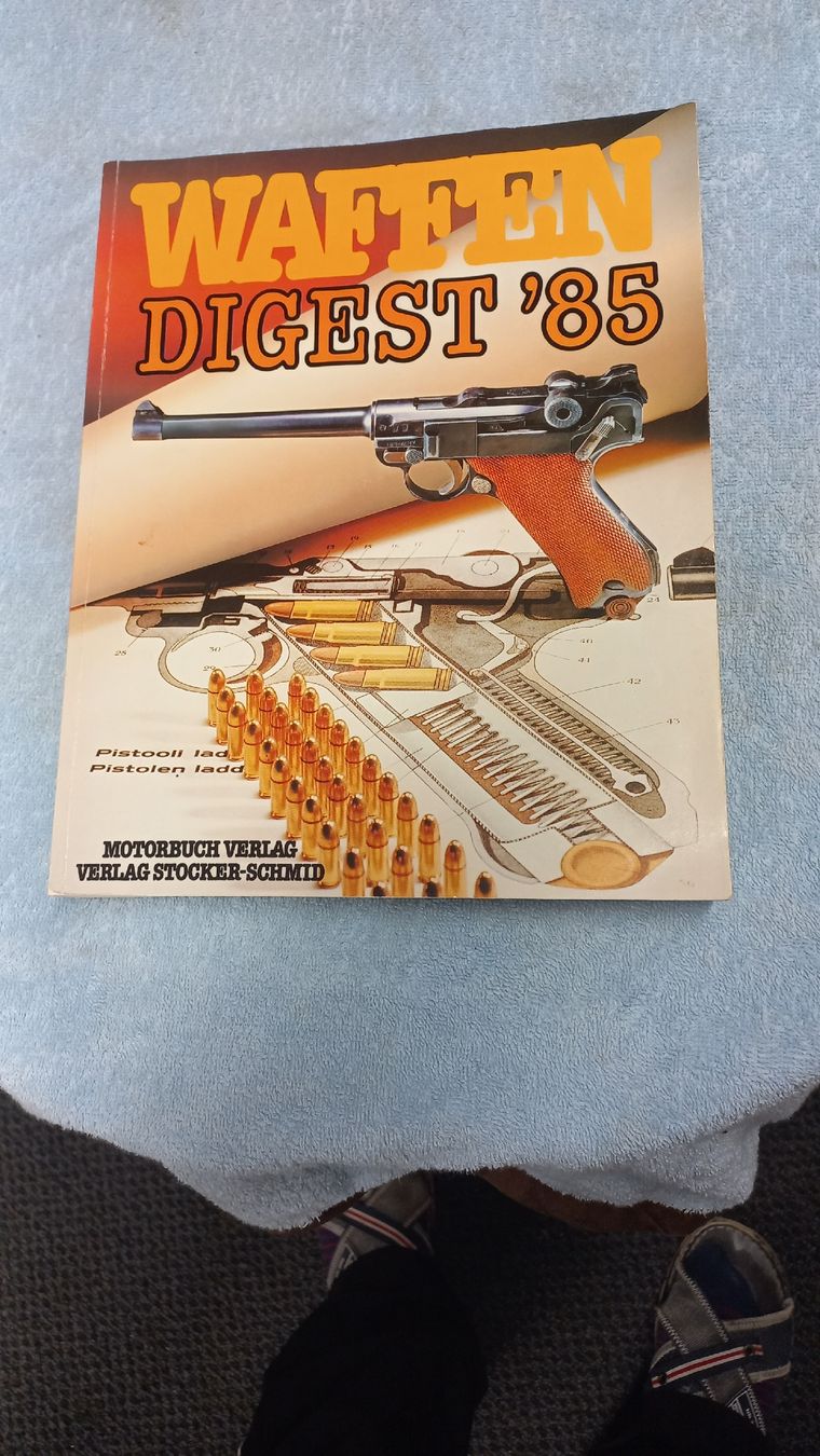 Armi bianche: Waffenbuch  DIGEST 85  – Usato da Welschenrohr venduto da Oldie551