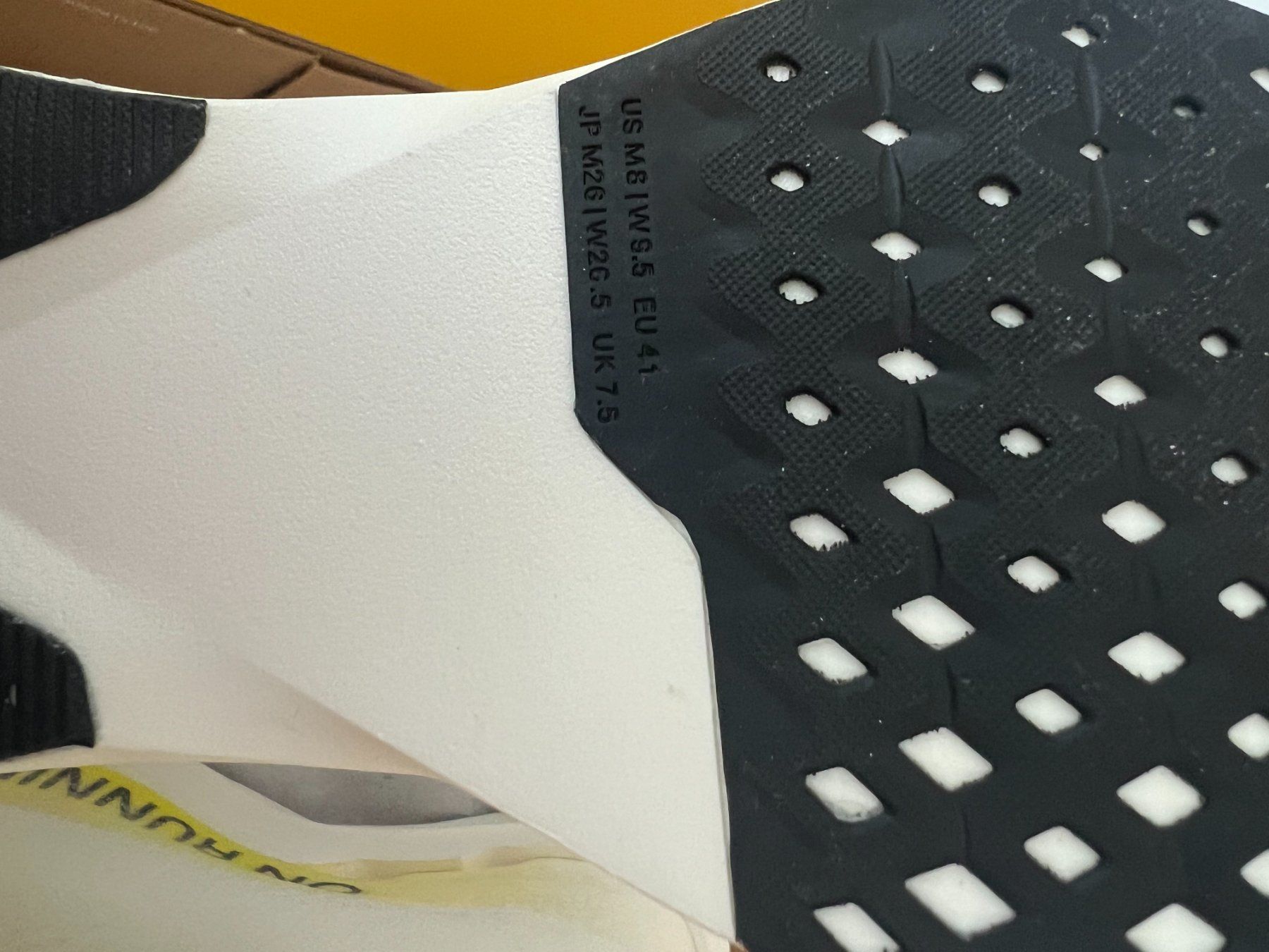 On Scarpe da uomo: Chaussures On Running homme – Usato da Founex venduto da vil_hyz2 3