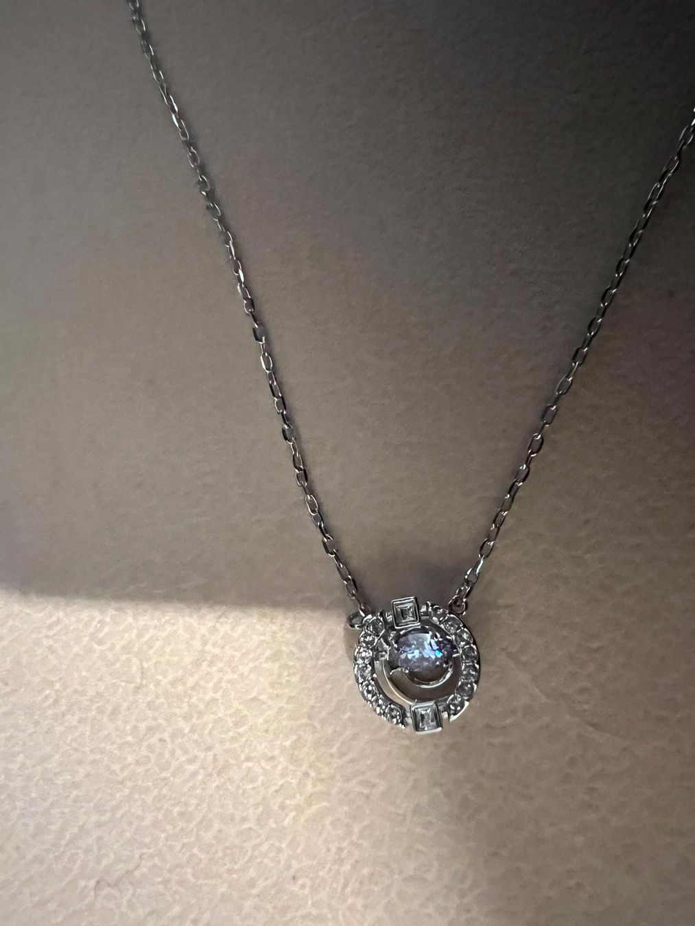 Swarovski Catenine: Swarovski Halskette, Neu, NP: 140CHF – Nuovo (secondo la descrizione) da Hochdorf venduto da CarAndCare 1