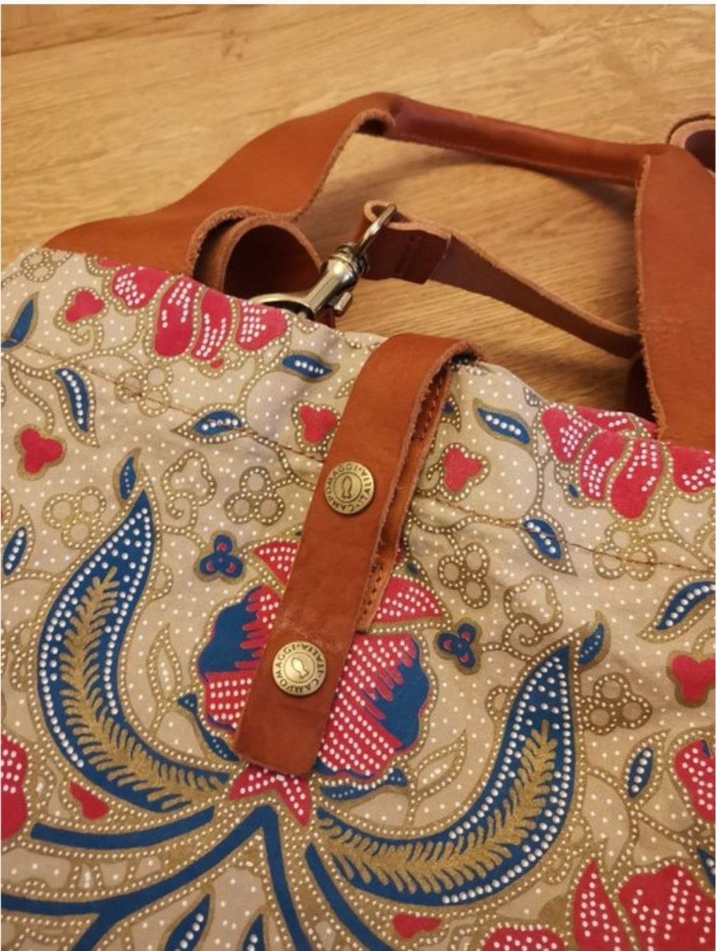 Campomaggi Borse da donna: Campomaggi , Batik, Vintage Look neu – Nuovo e nell'imballaggio originale da Chur venduto da djovanna 5