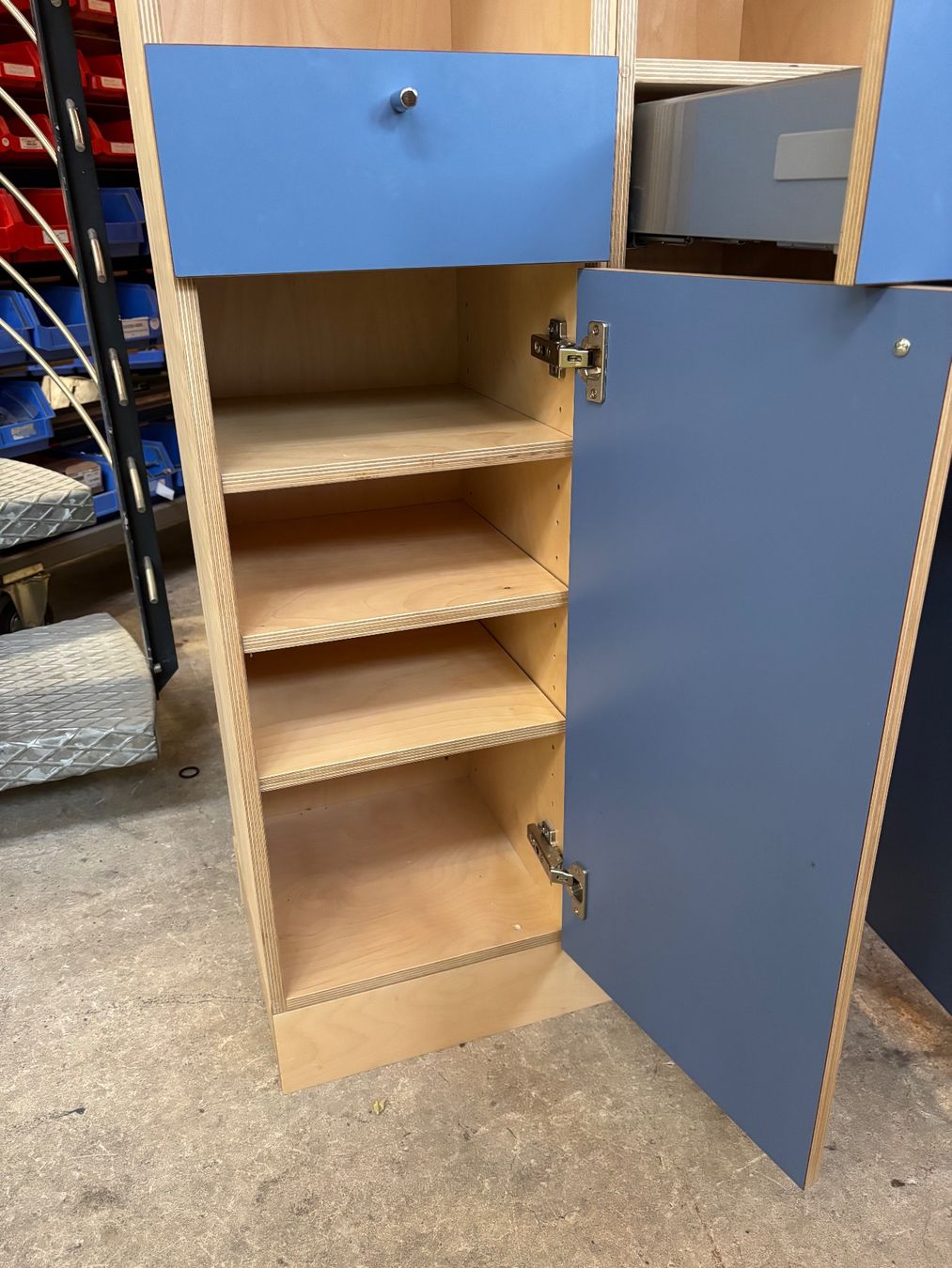 Schränke: Schreiner Schrank / Möbel Kombination mit Schubladen – Gebraucht aus Winterthur von ReUse_Baumarkt 4