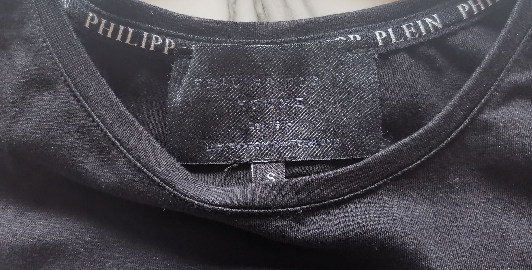 Philipp Plein T-shirt: Philipp Plein Shirt – Usato da Uerikon venduto da pink_flamingo 2