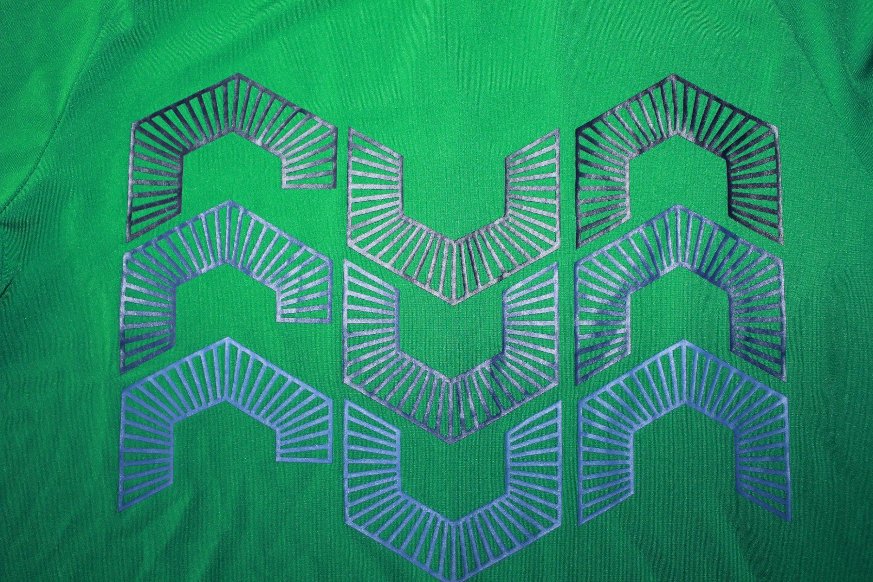 T-shirt: T-shirt sport Perform t. S – Usato da Peseux venduto da Gilloss 2