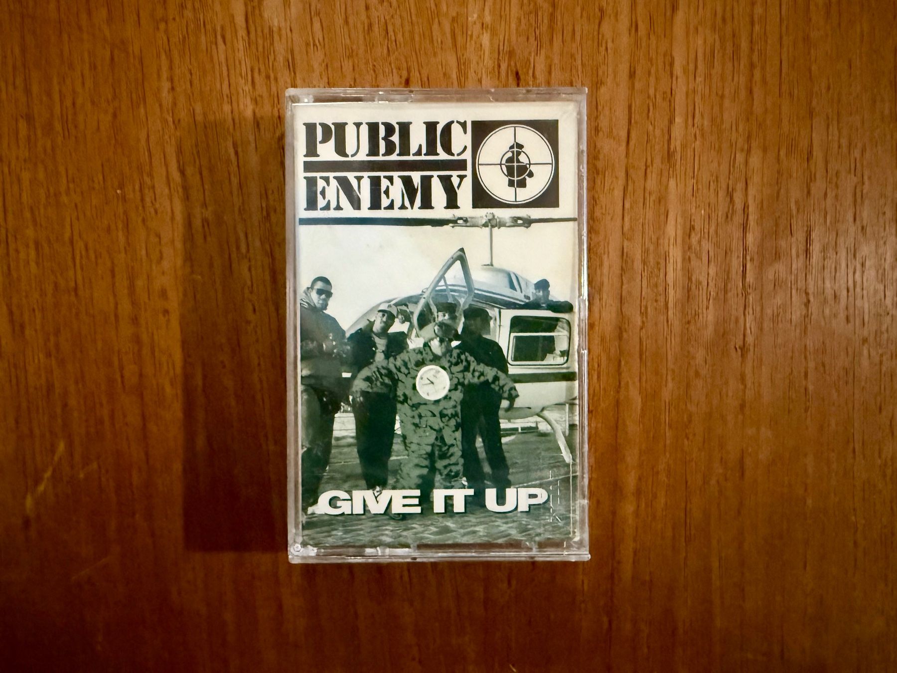 Musicassette: Public Enemy - Give it Up MC – Usato da Delémont venduto da cpop