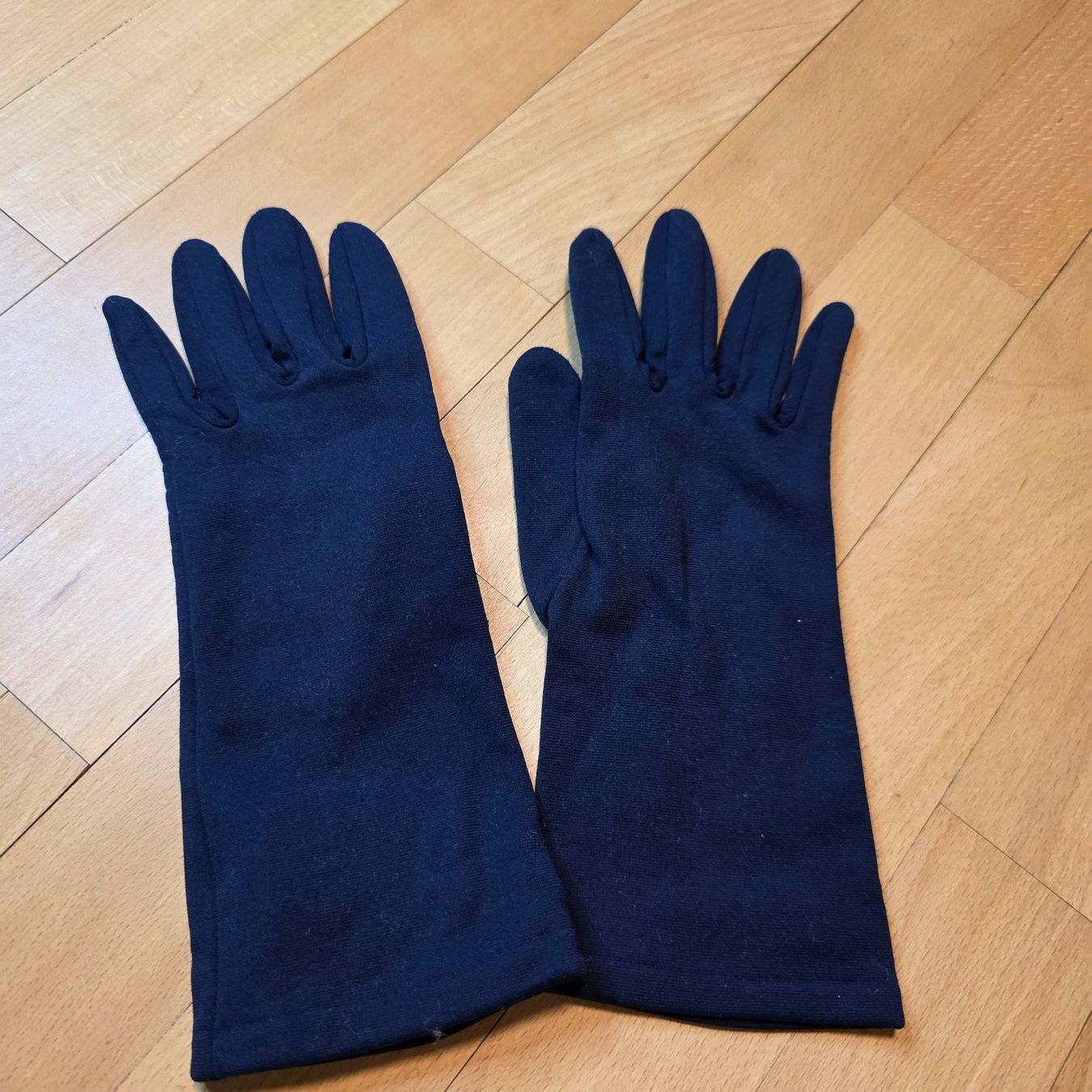 Guanti & manicotti: Dunkelblaue Handschuhe S/M – Polyester – Usato da Wald ZH venduto da CapLux