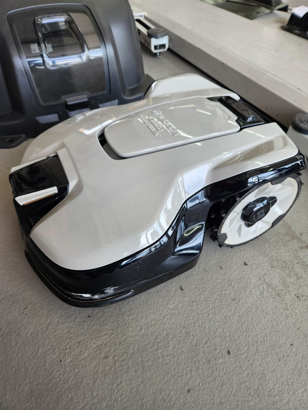 Husqvarna Tagliaerba: Husqvarna Automower 310 MK 2 – Usato da Kerns venduto da walti88