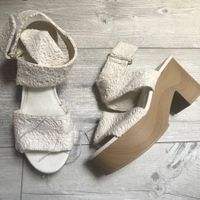 H&M 🐚 sandales compensées brodées NEW! 37