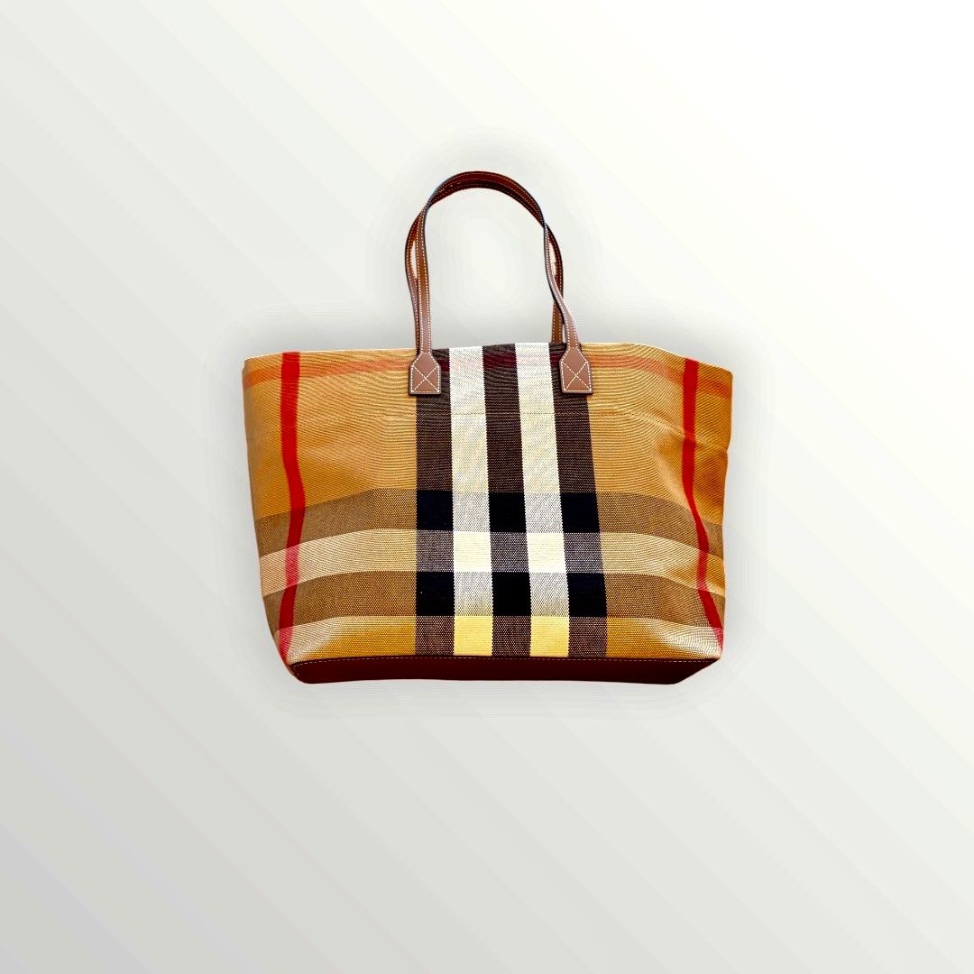 Burberry Borse da donna: BURBERRY MEDIUM TOTE – Usato da Lachen SZ venduto da HelvetiaLuxury 1