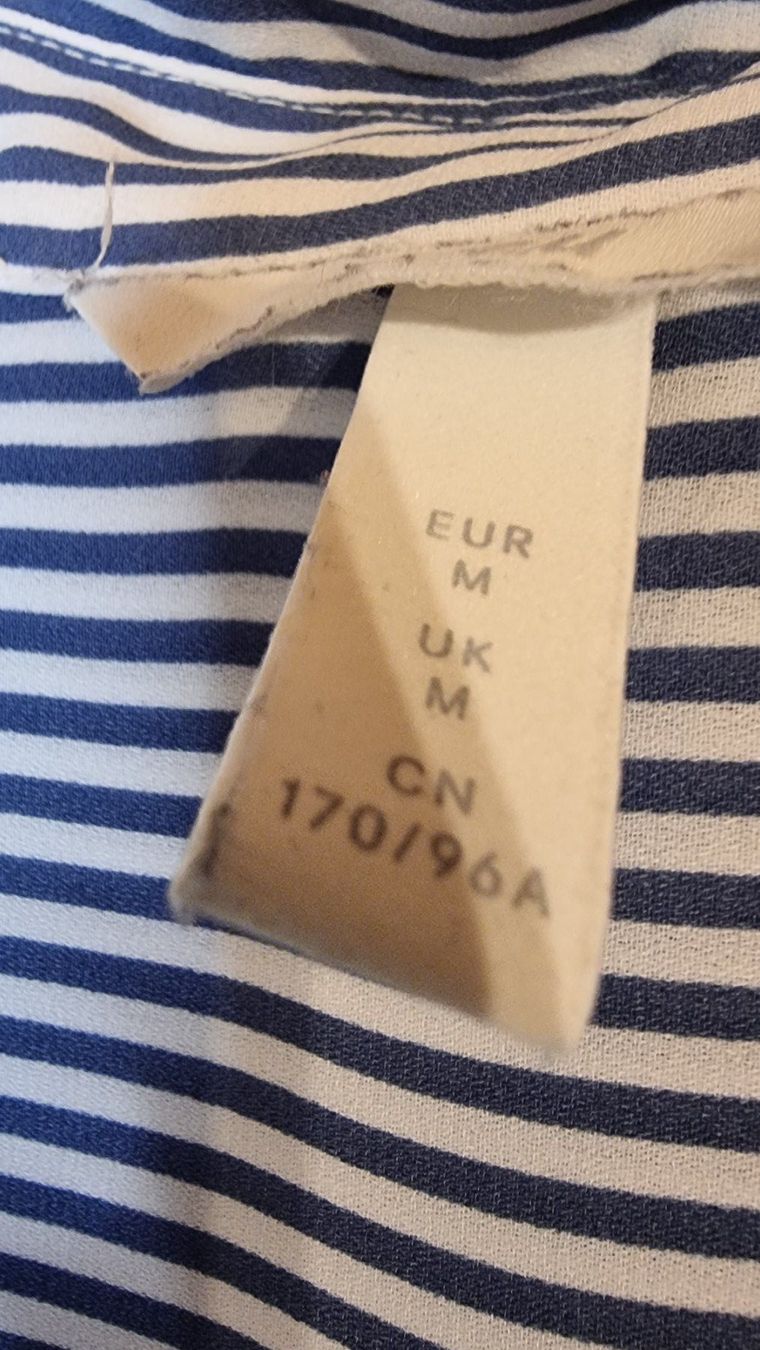 H&M Camicette: H&M Hemd Größe 38/40 &40 – Usato da Wald ZH venduto da Martin79 2