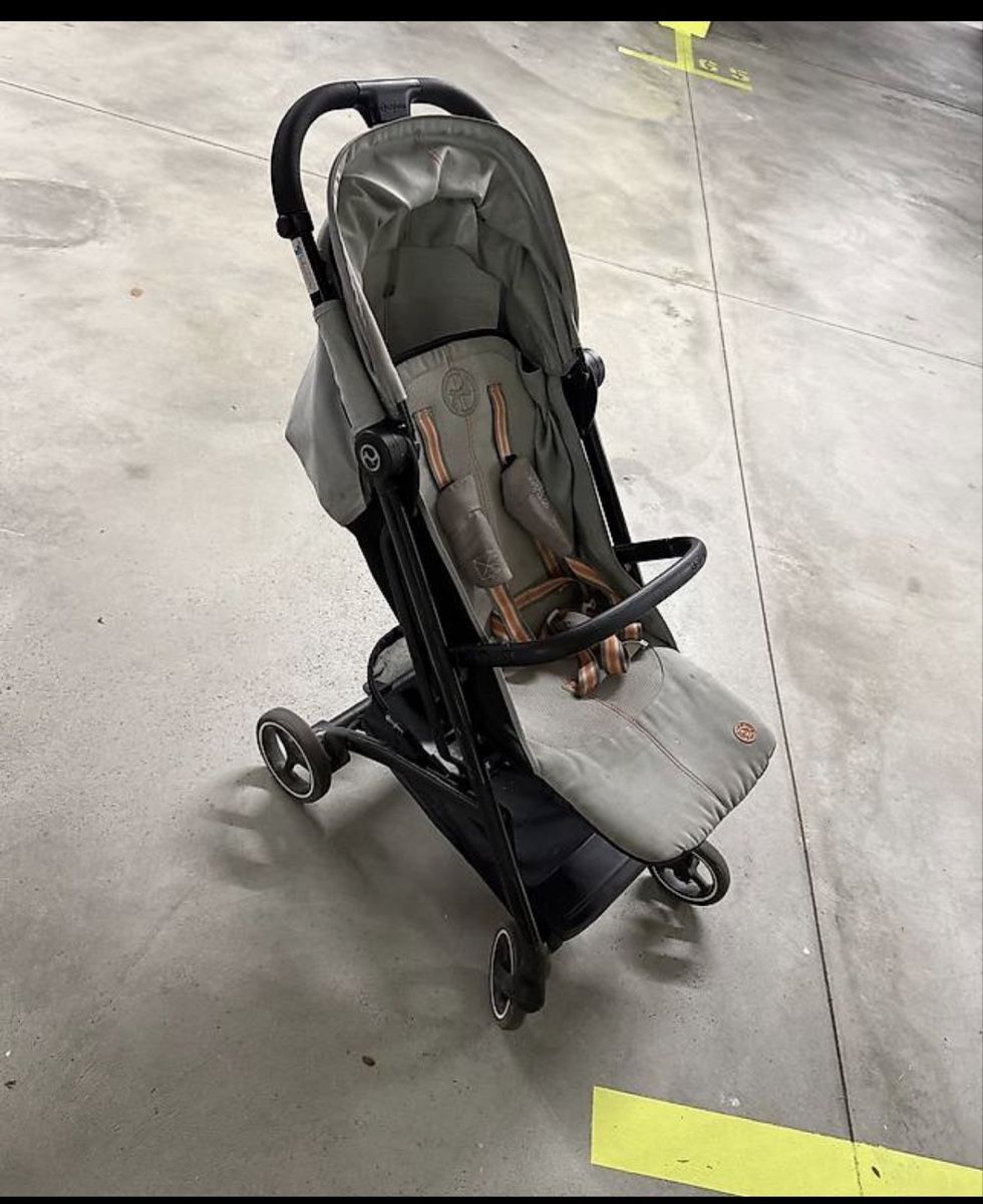 Cybex Carrozzine: Passeggino Cybex Beezy – Difettoso da Viganello venduto da ale_5zr7