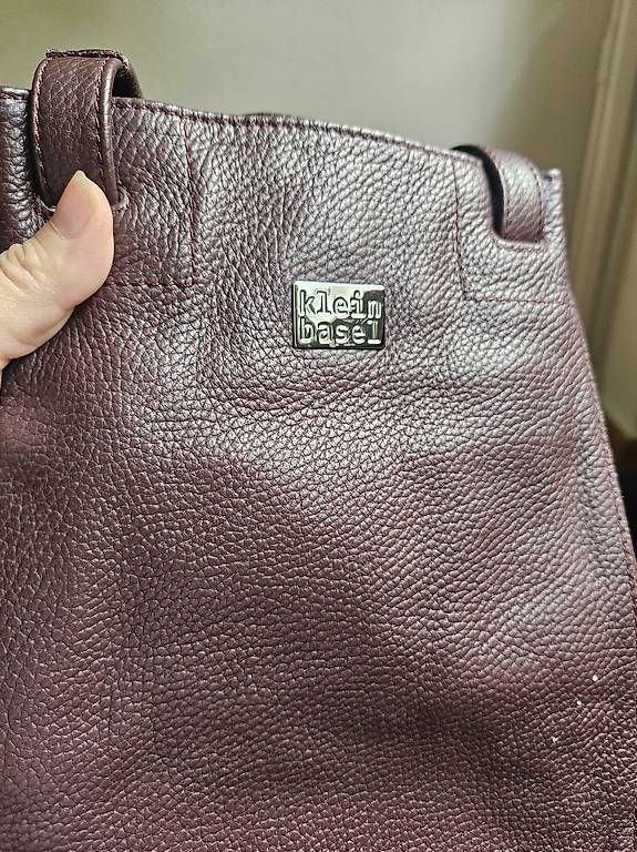 Kleinbasel Taschen für Damen: KLEIN Basel  Leder, wenig gebraucht, perfekt für d... – Gebraucht aus Luzern von han_tkb2 3