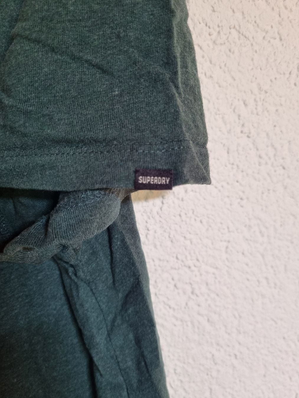 Superdry T-shirt: T-Shirt Superdey – Usato da Bätterkinden venduto da luk_6kmj 3