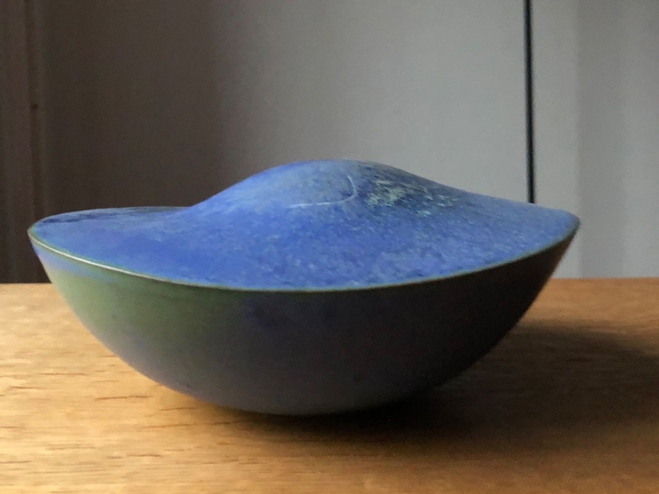Vasi & Recipienti: biomorphe Vase signiert – Usato da Basel venduto da Amechan. 2