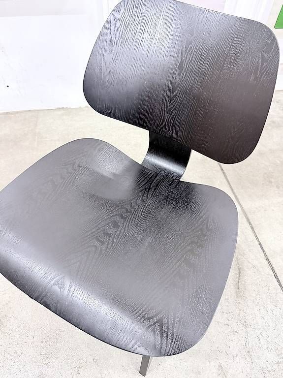 Sedie: VITRA Eames Plywood Replica Schwarz – Nuovo e nell'imballaggio originale da Basel venduto da used. 3
