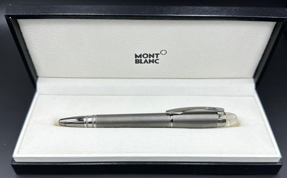 Montblanc starwalker on sale midnight black metal
