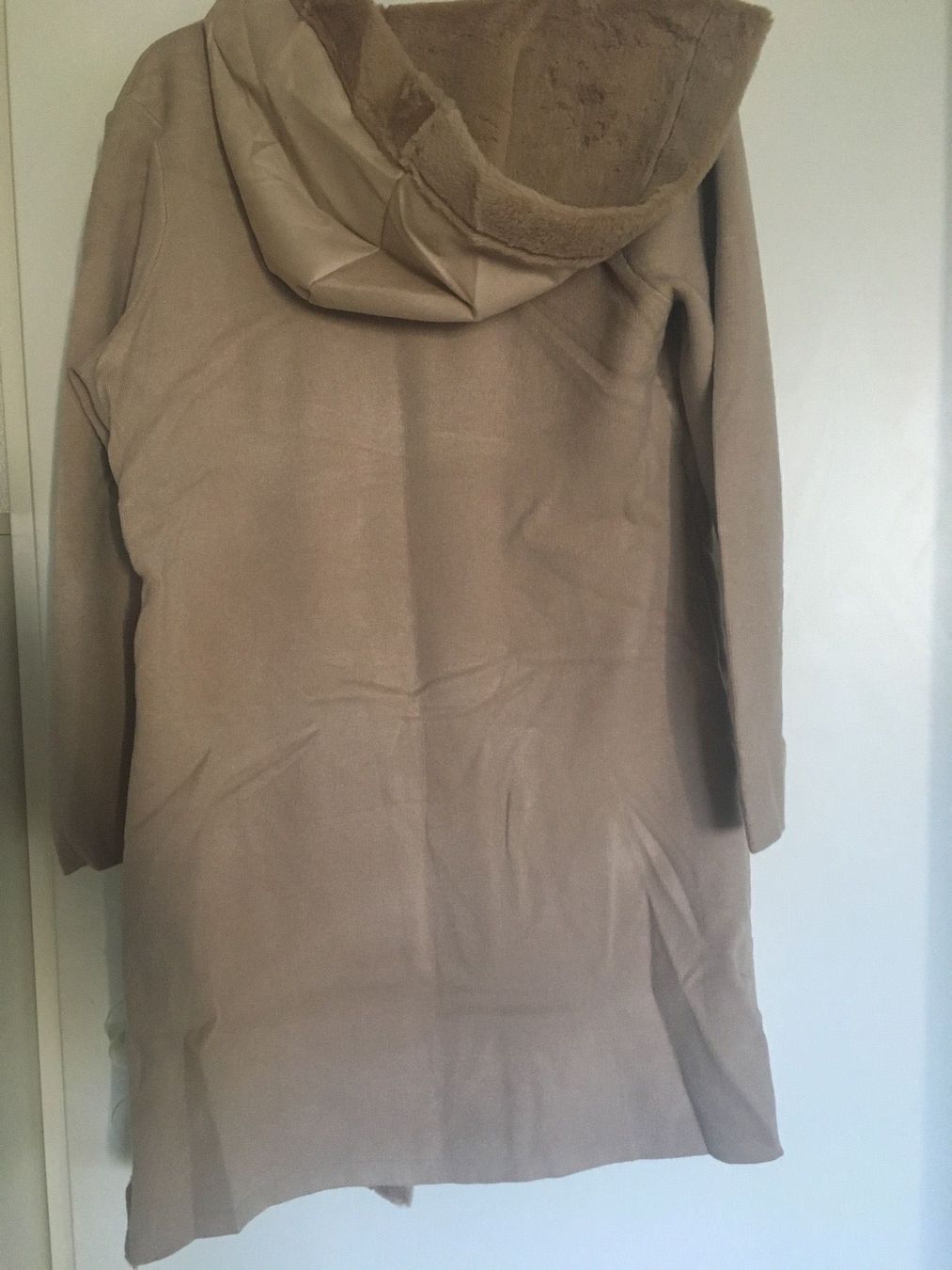 Giacche: Veste beige fourrée – Nuovo e nell'imballaggio originale da Petit-Lancy venduto da mina222 1