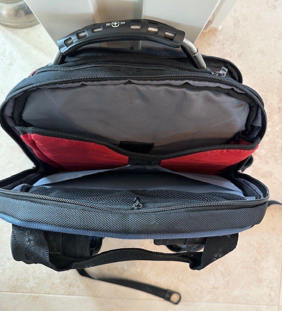Wenger Zaini: Laptoprucksack von Wenger – Usato da Dornach venduto da patrickpfister 1