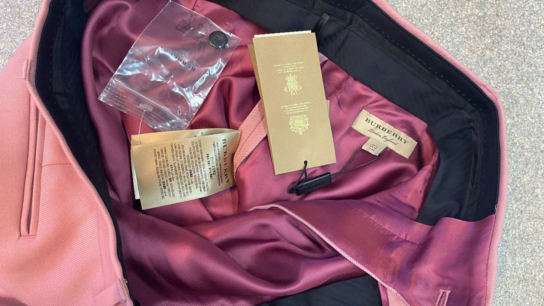 Burberry Pantaloni: Burrbery Hose – Nuovo e nell'imballaggio originale da Lachen SZ venduto da HelvetiaLuxury 2
