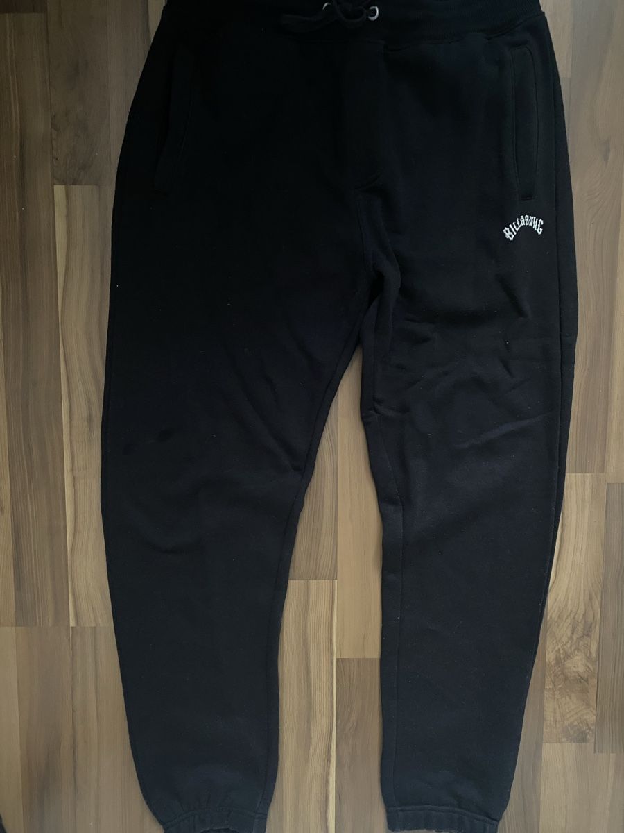Billabong Pantaloni: Billabong Trainerhose, Grösse M – Usato da Zürich venduto da luk_jz5t