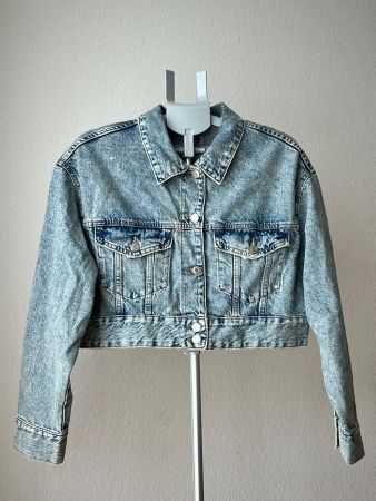 Trendige Jeansjacke Grösse M