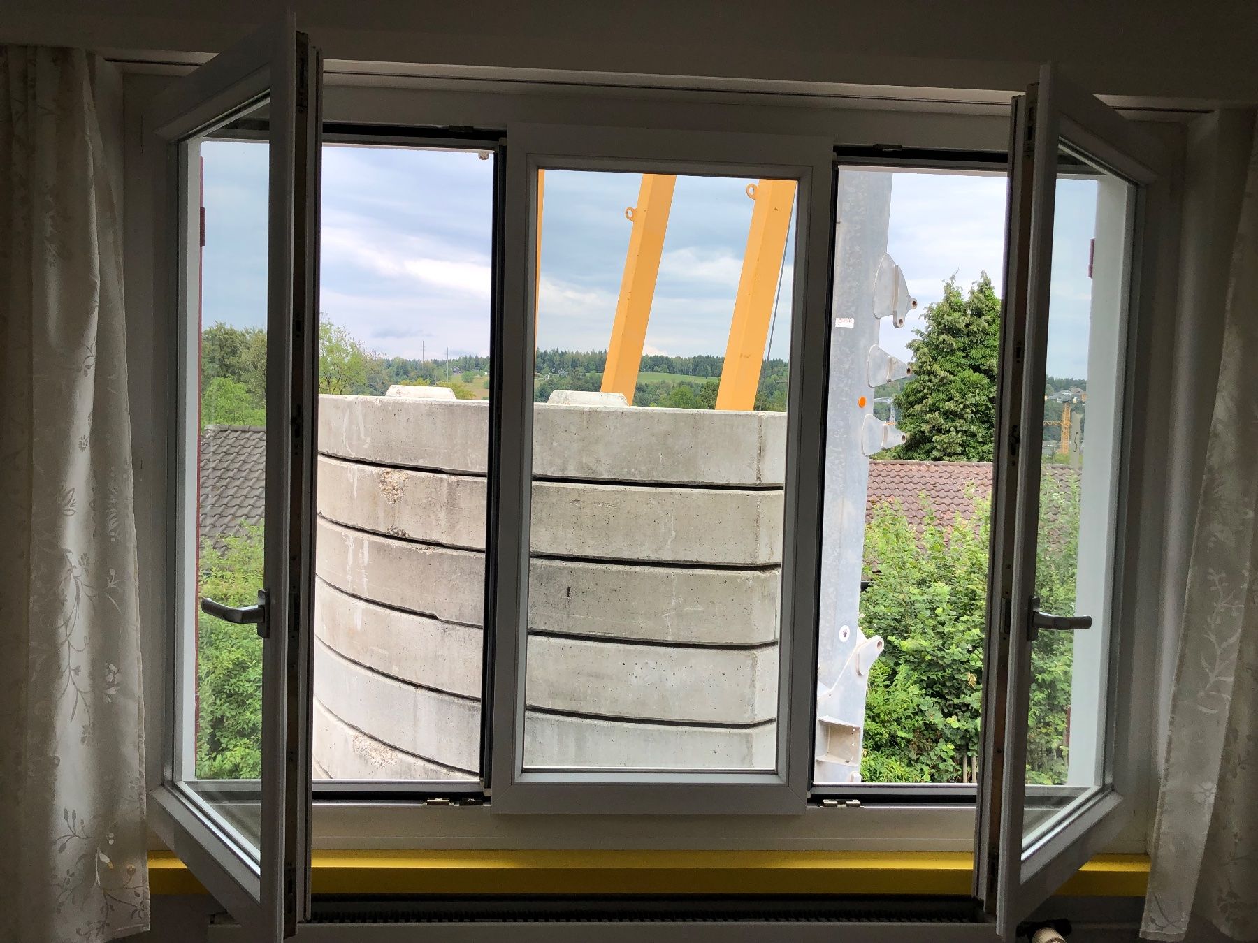 Fenêtres: Fenster aus Kunststoff, 3-teilig – D'occasion à Ebikon par Maximal11 2