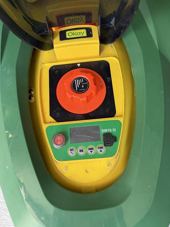 Tondeuses à gazon: Tondeuse Robot – D'occasion à Collombey par Le69ro