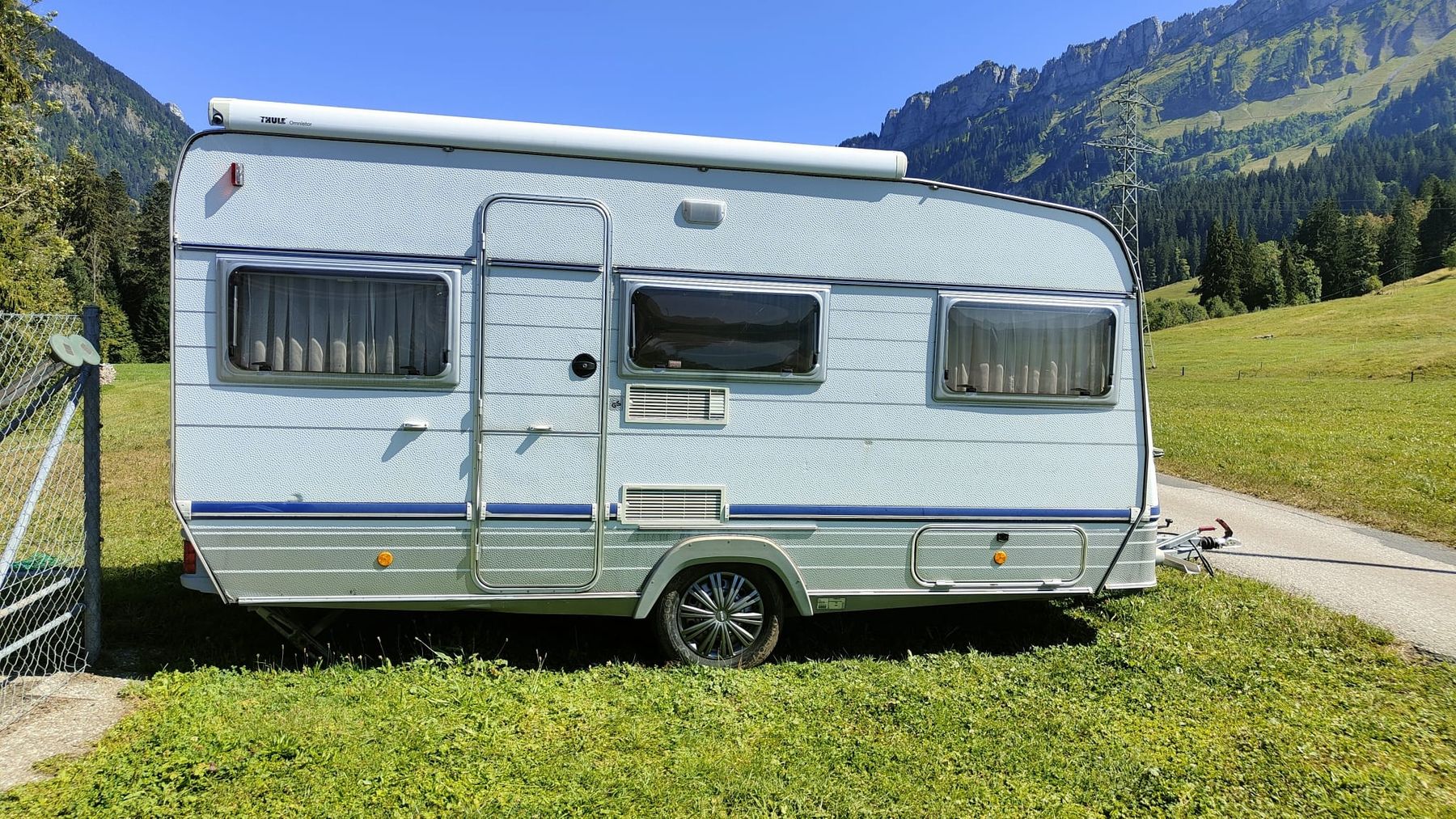 Eriba Veicoli da campeggio: Eriba Nova Wohnwagen  – Usato da Schangnau venduto da avs_x8cj 8