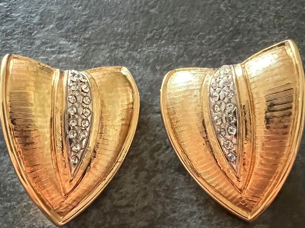 Boucles D'oreilles Vintage Céline T. Saxe - Pendantes, Couleur Doré, Fermoir Clips