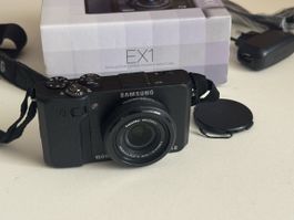 Samsung Ex1 Kompaktkamera F1.8