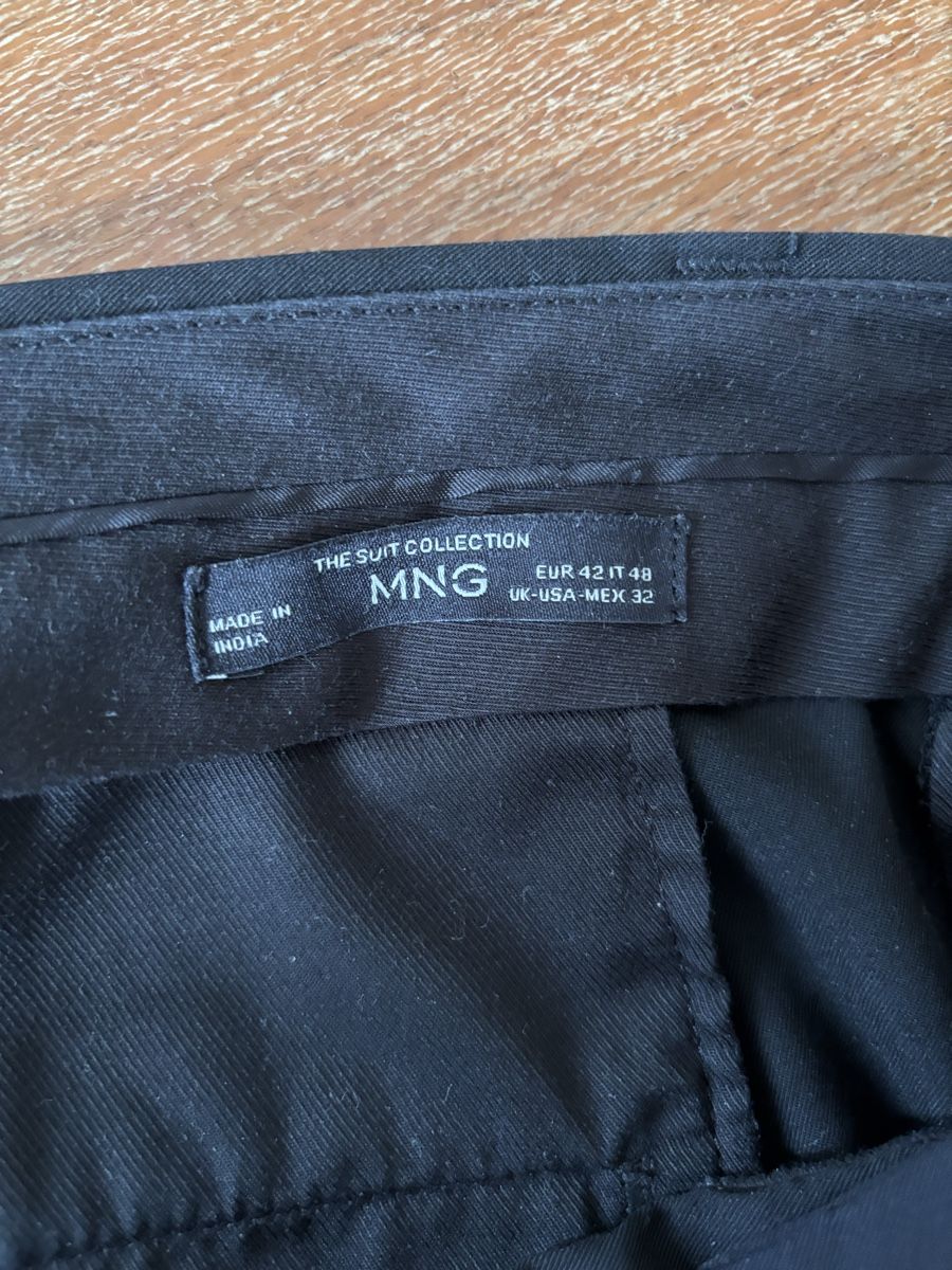 Mango Pantaloni: Mango Hosen – Usato da Jona venduto da yan_sg85 2