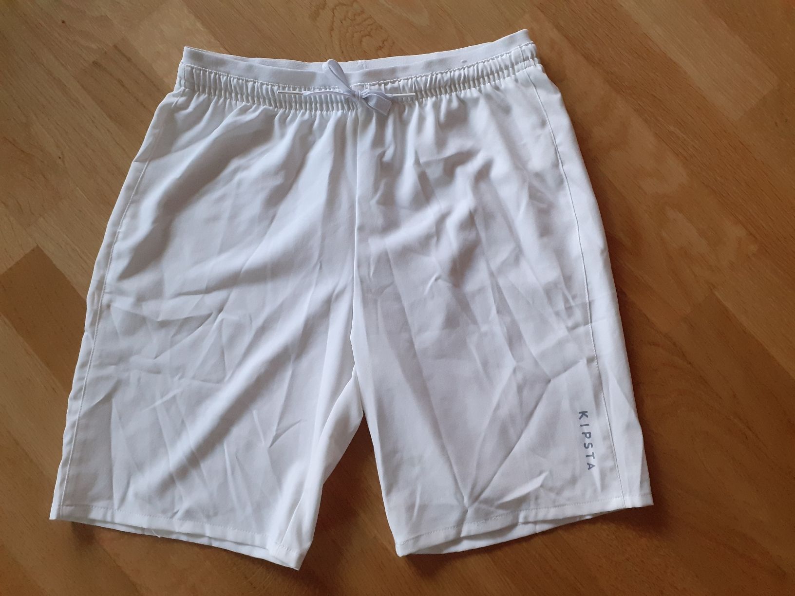 Decathlon Pantaloni: Fussball Shorts Kipsta, Gr. 151-160 – Usato da Wabern venduto da jeroalila