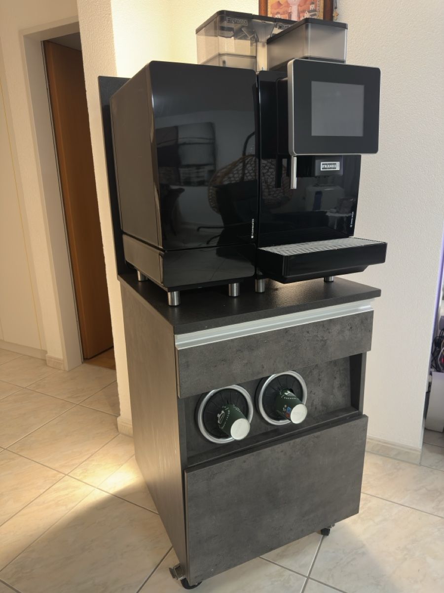 Macchine per caffè & Macchine per espresso: Franke A600 mit Möbel und ab Service 03.06.26  – Usato da Wil SG venduto da boj_wp8n