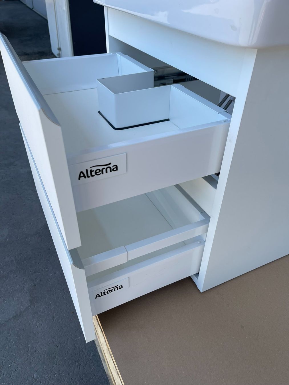 Lavabi & lavandini: Waschtisch / Lavabo mit Unterbau – Nuovo (secondo la descrizione) da Münchwilen TG venduto da IntoMotion_GmbH 5