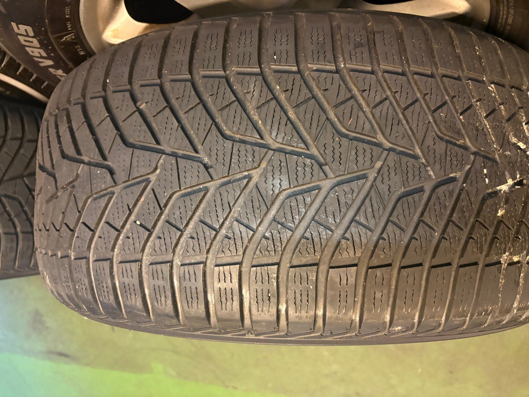 Pneumatici & Ruote complete: Winterräder 275/55 R17 – Usato da Kaltbrunn venduto da Steoli74 2