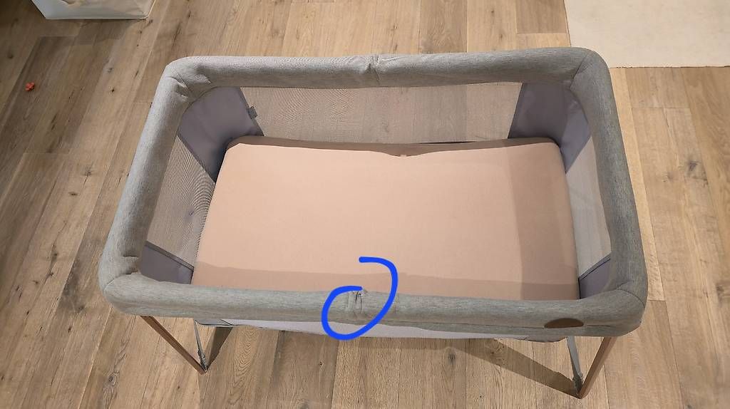 Betten: Reisebett Maxi Cosi Iris Essential Grey
CHF – Gebraucht aus Uitikon Waldegg von meier000 3