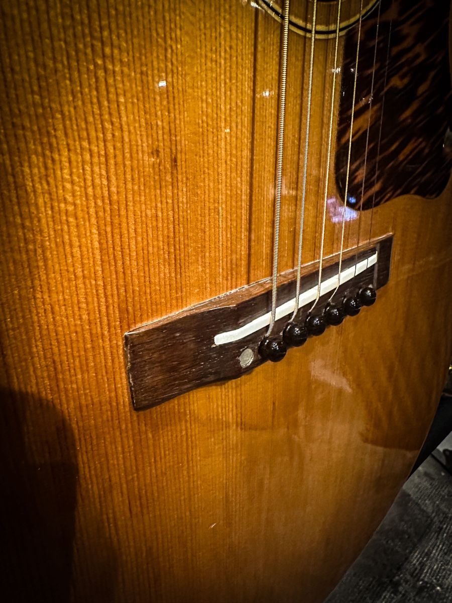 Gibson Strumenti musicali: Gibson J-35 original vintage 1939 – Usato da Montreux venduto da Alligator-AMPS 5