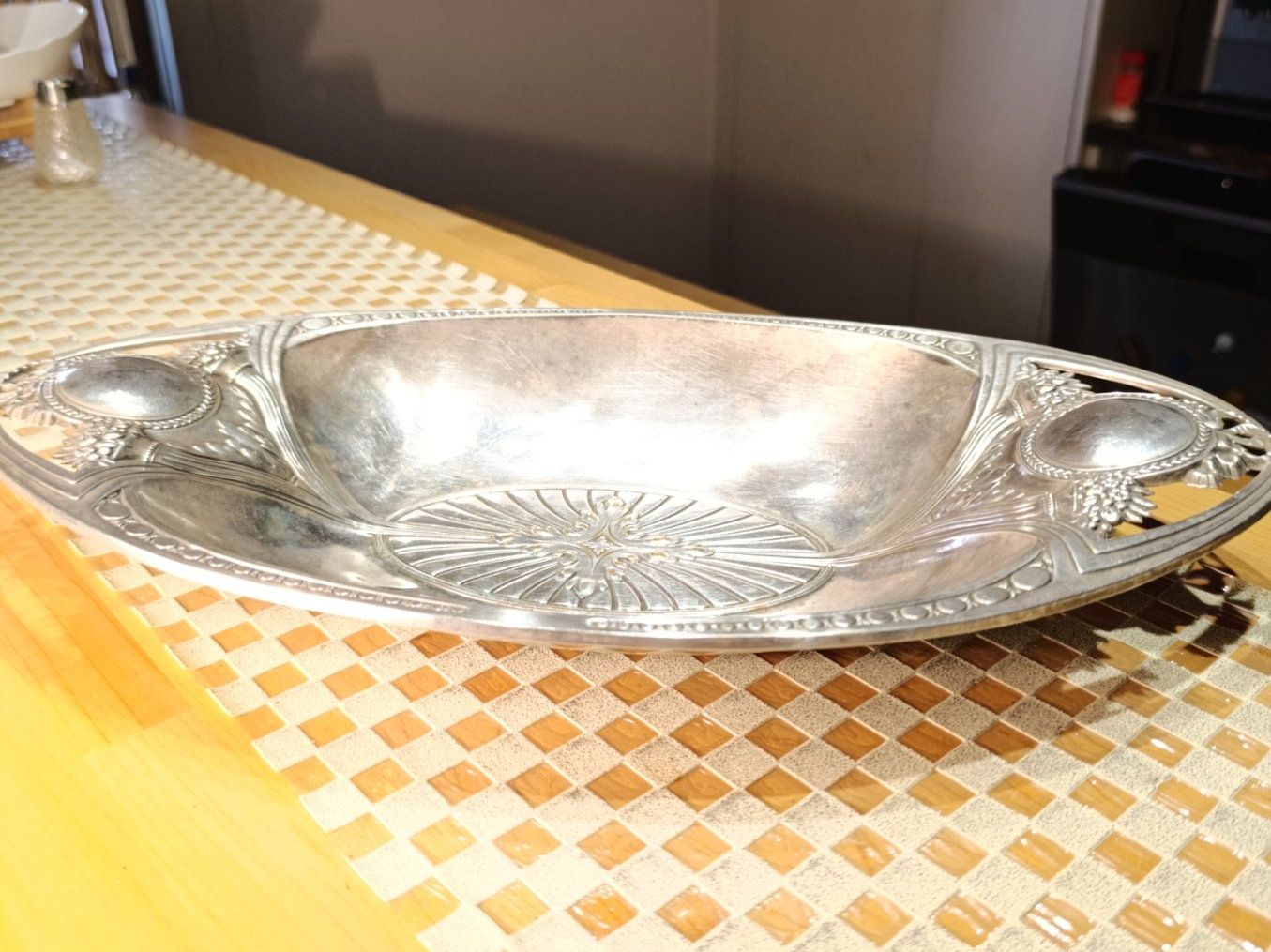 Piatti di portata: Jugendstil versilberte Opstschale Servierplatte um 1900j – Usato da Steffisburg venduto da 1.Schmuckschatulle 3