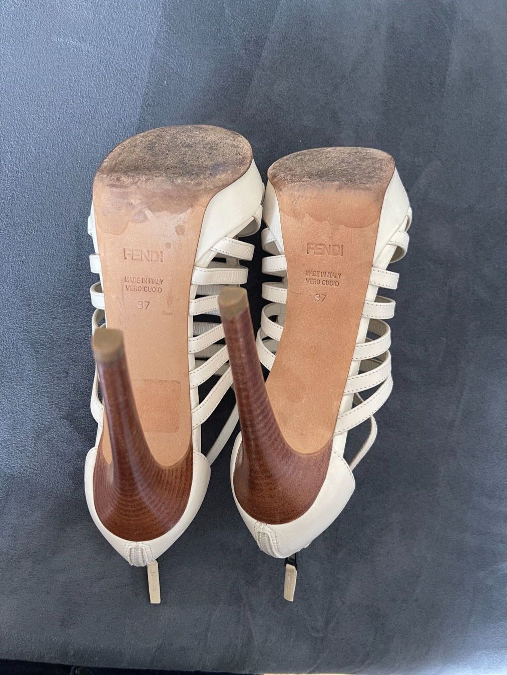 Fendi Scarpe da donna: Fendi shoes – Usato da Sorengo venduto da dis_tfq6 5
