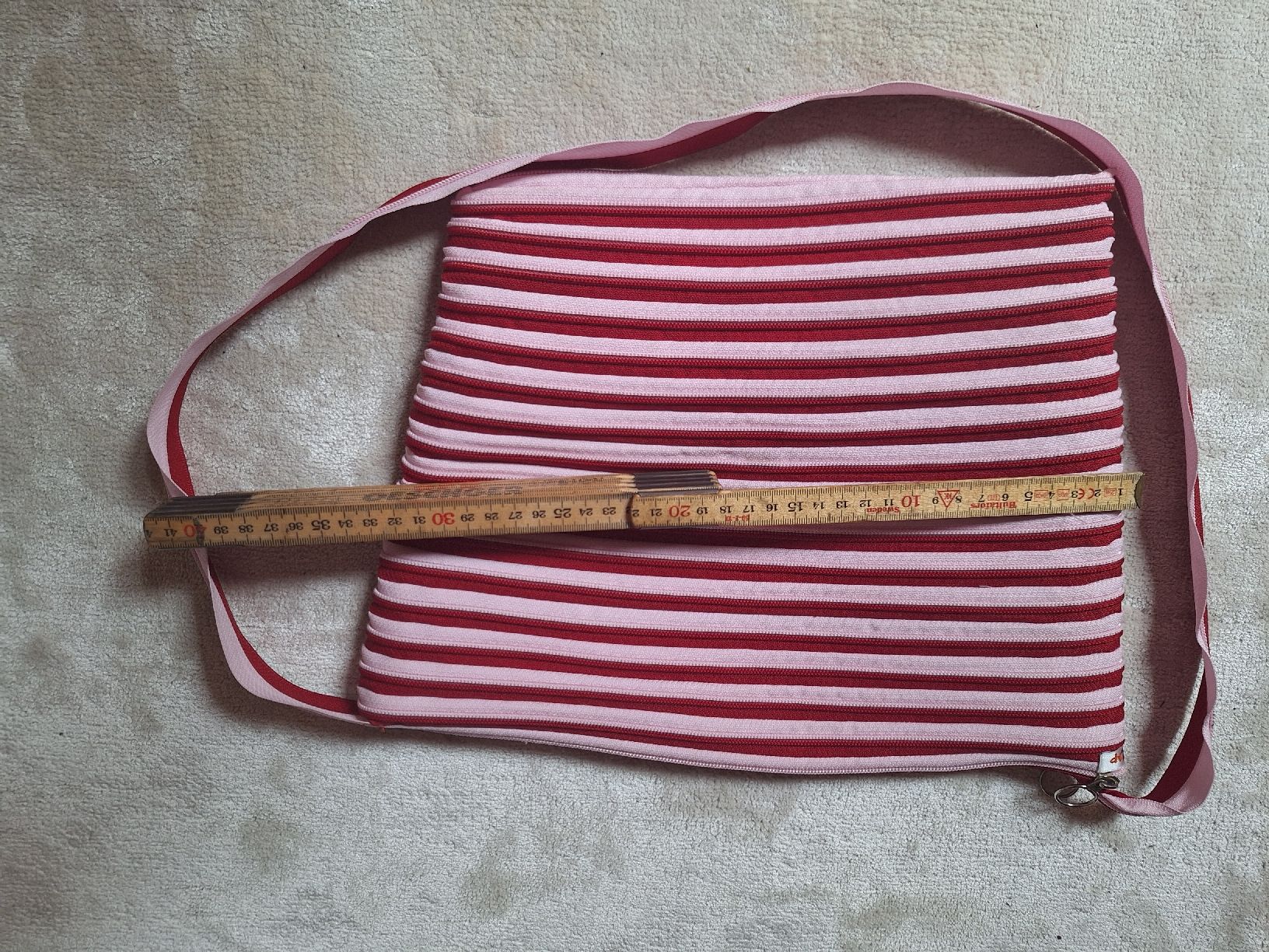 Borse: Tasche aus Reißverschlüssen "zip zap" – Usato da Aeugstertal venduto da firefly33 1