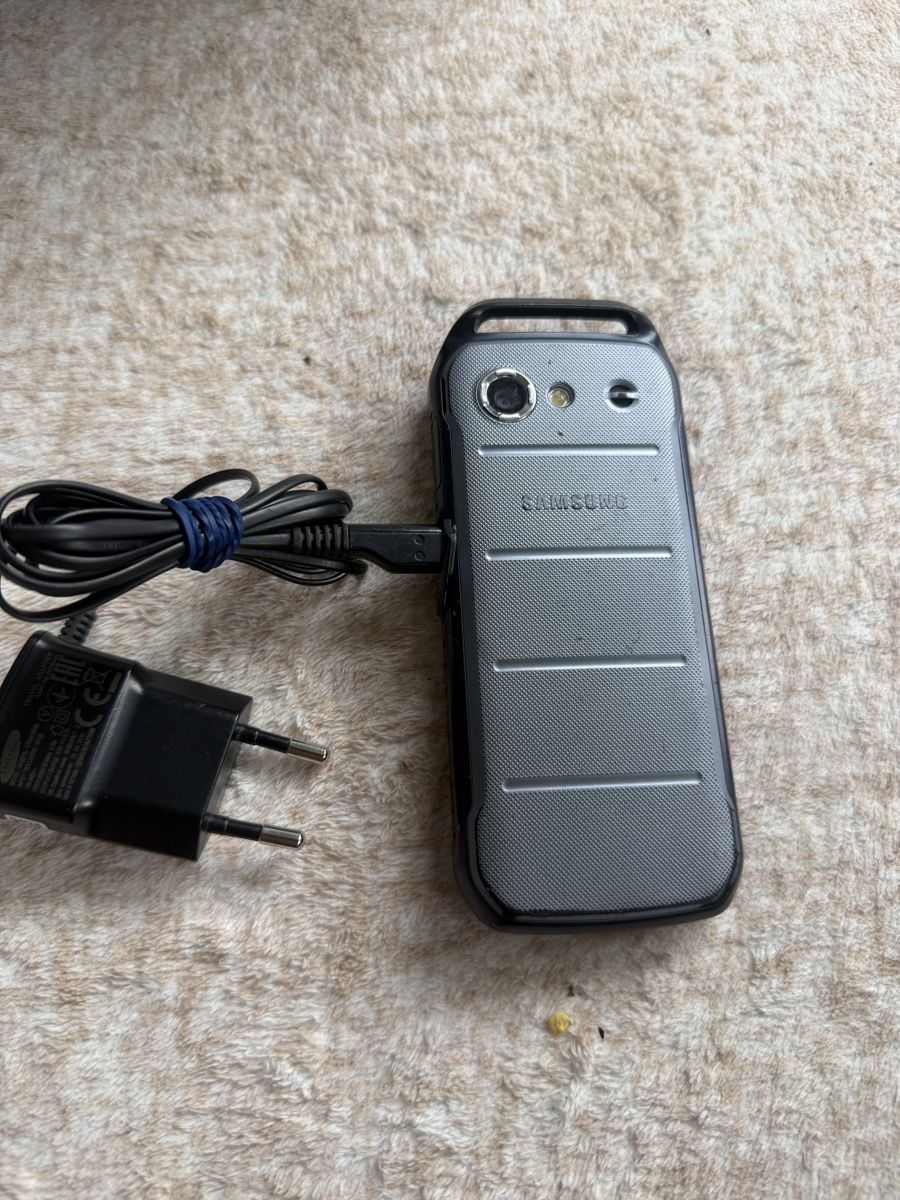 Samsung Telefoni cellulari / Smartphones: SamsungX 550 Cover inkl lgerät – Usato da Regensdorf venduto da mex5145 4