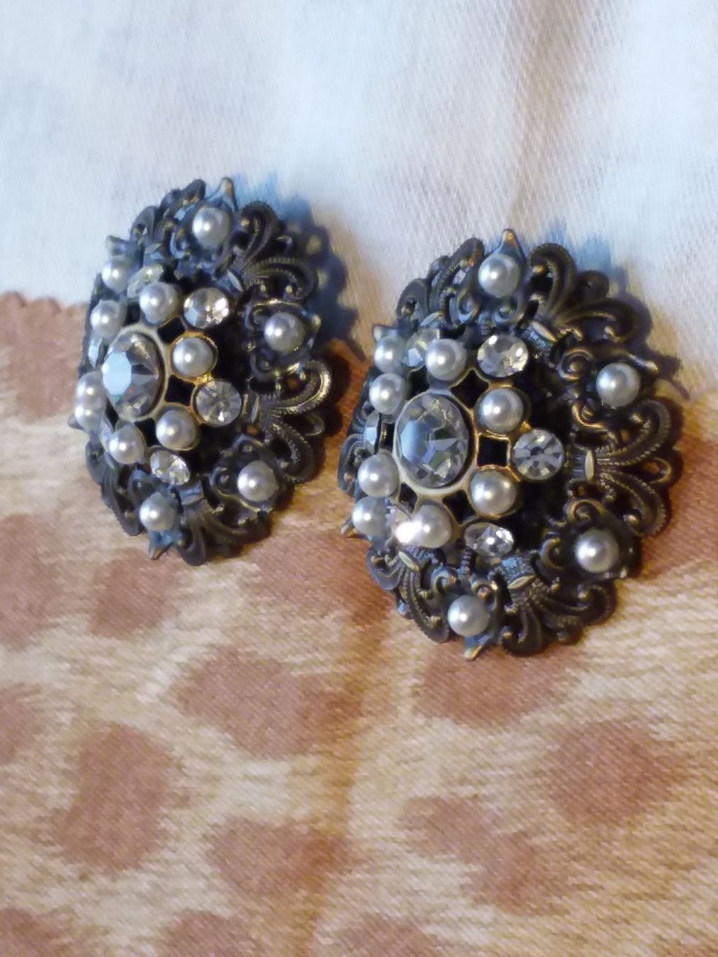 Orecchini pendenti & Orecchini a lobo: Antike luxuriöse Perlchen/Strass Ohrclips, ca 1920 – Usato da Zürich venduto da philpip 9