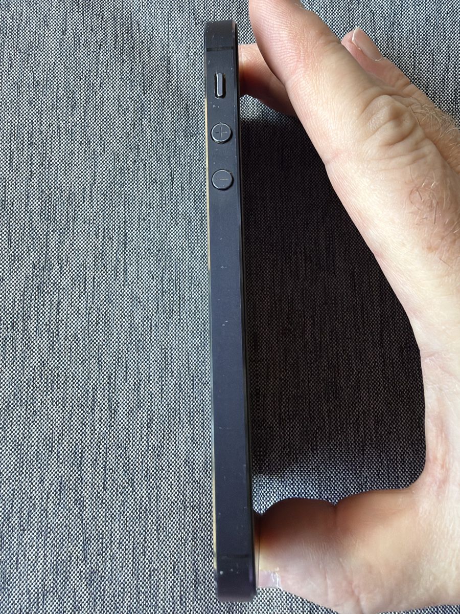 Apple Telefoni cellulari / Smartphones: iPhone 5 - 16 GB - noir  – Usato da Troinex venduto da Tschoop 3