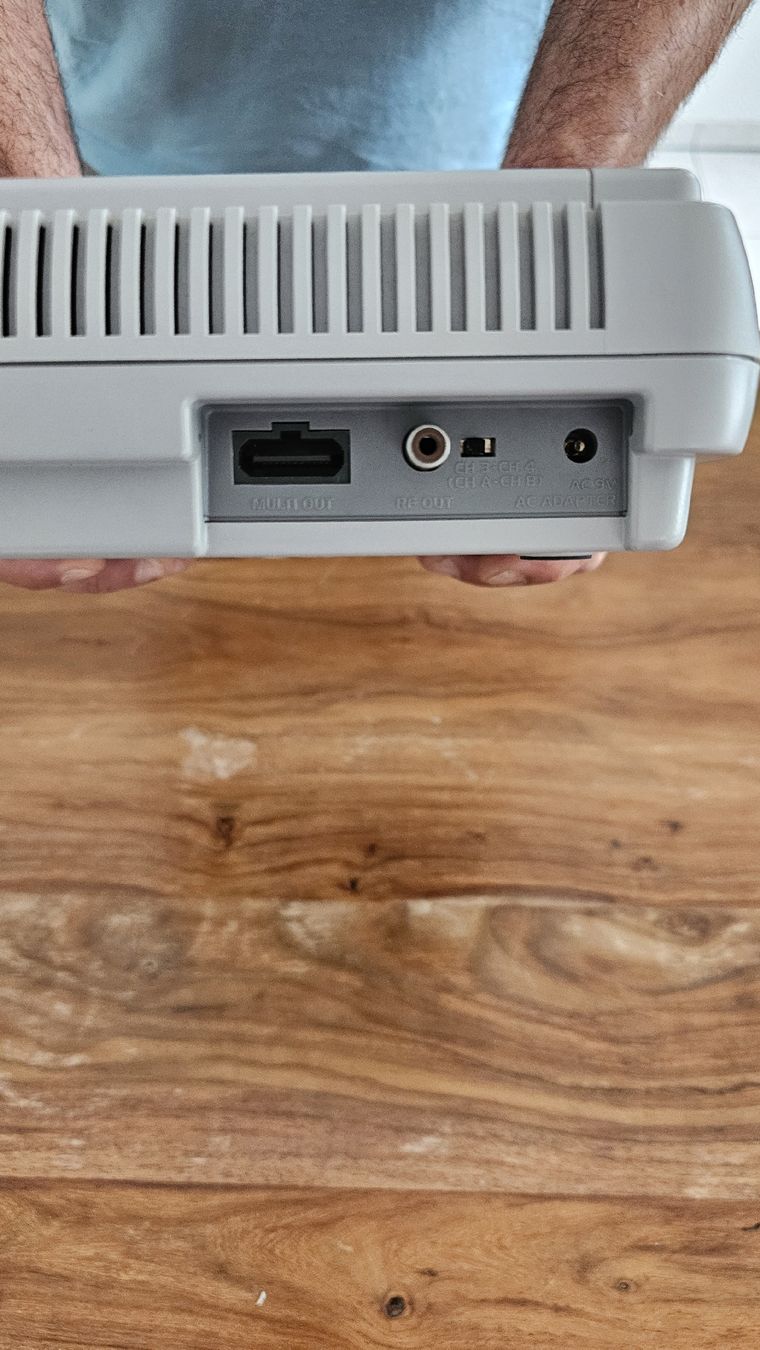 Nintendo Console: Super Nintendo Entertainment System – Usato da Alberswil venduto da nic_kcs7 4